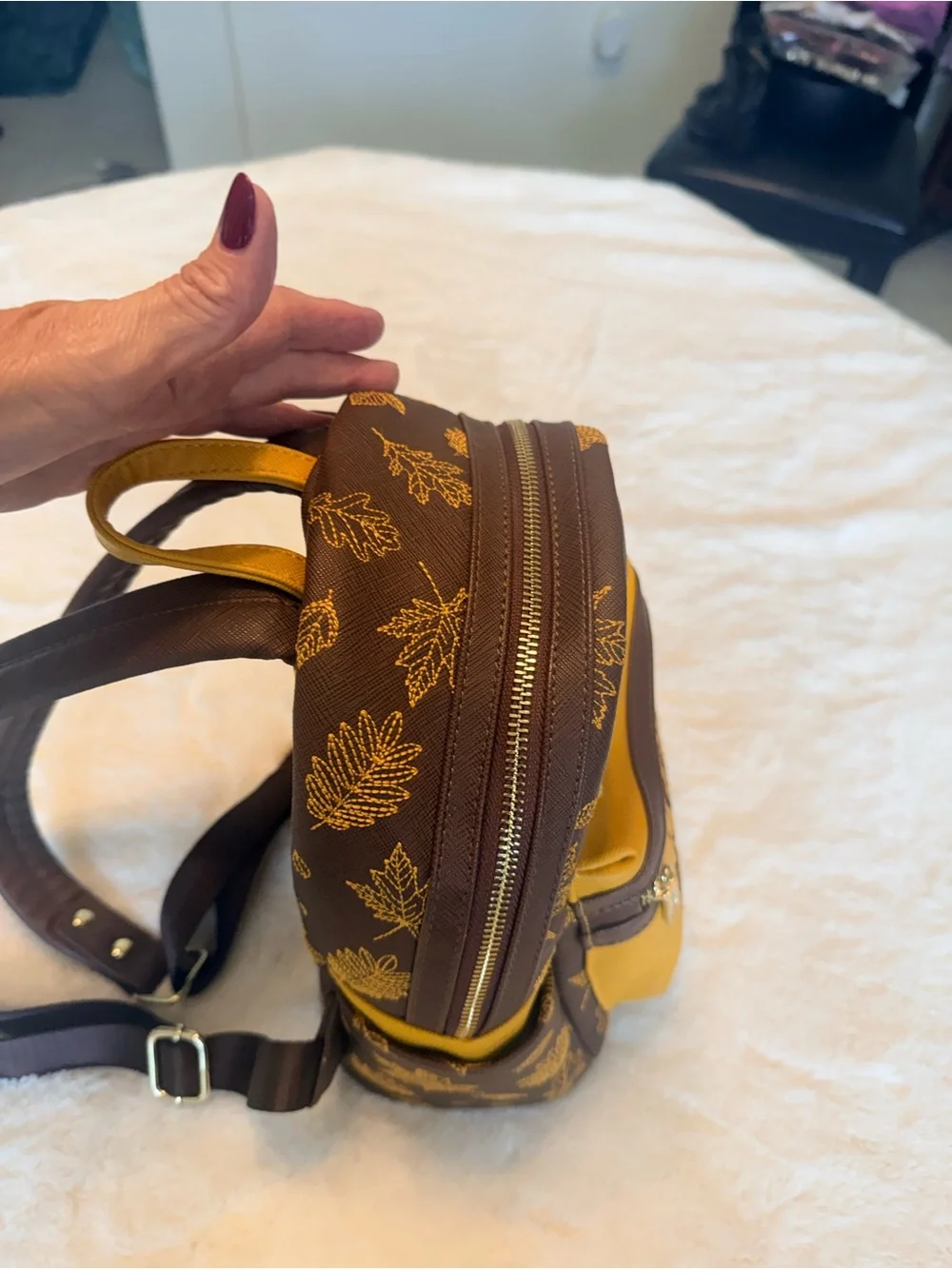 Loungefly Disney Winnie Pooh Autumn Leaves Mini Backpack RARE FIND